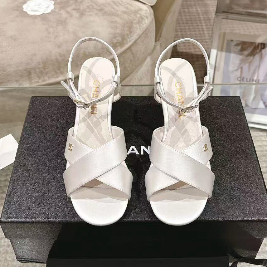 CNL Mary Jane exquisite pearl hot diamond combination high heels 1824061801