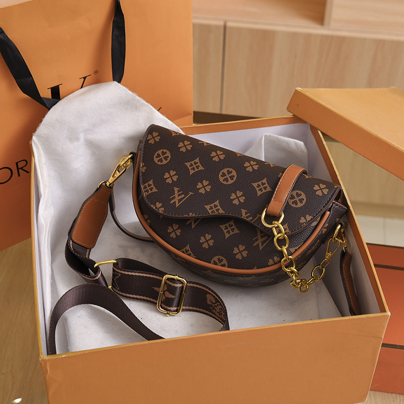 Luxury Saddle Bag with Premium Texture 1025090508