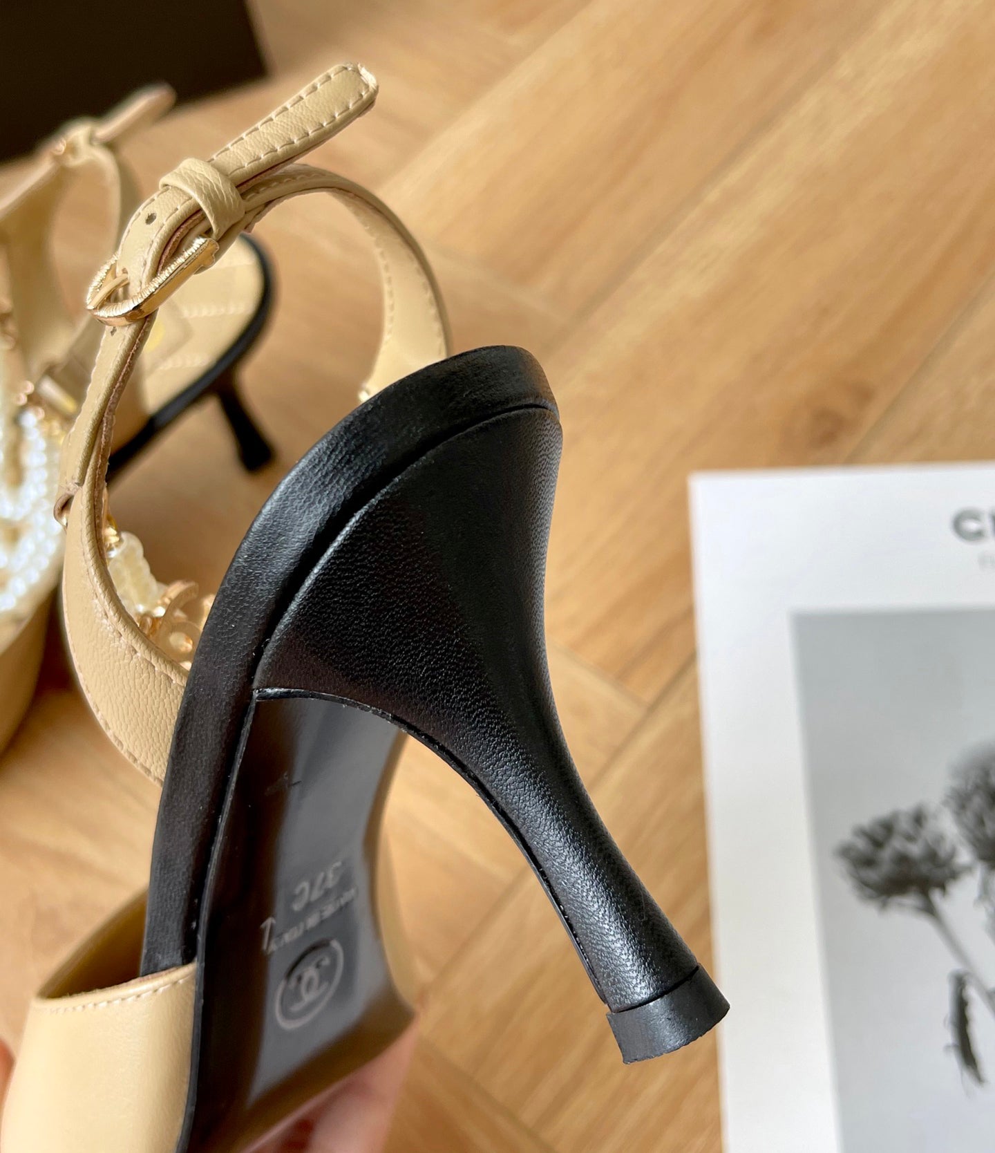 CNL Pointed pearl chain high heel sandals 1824070202