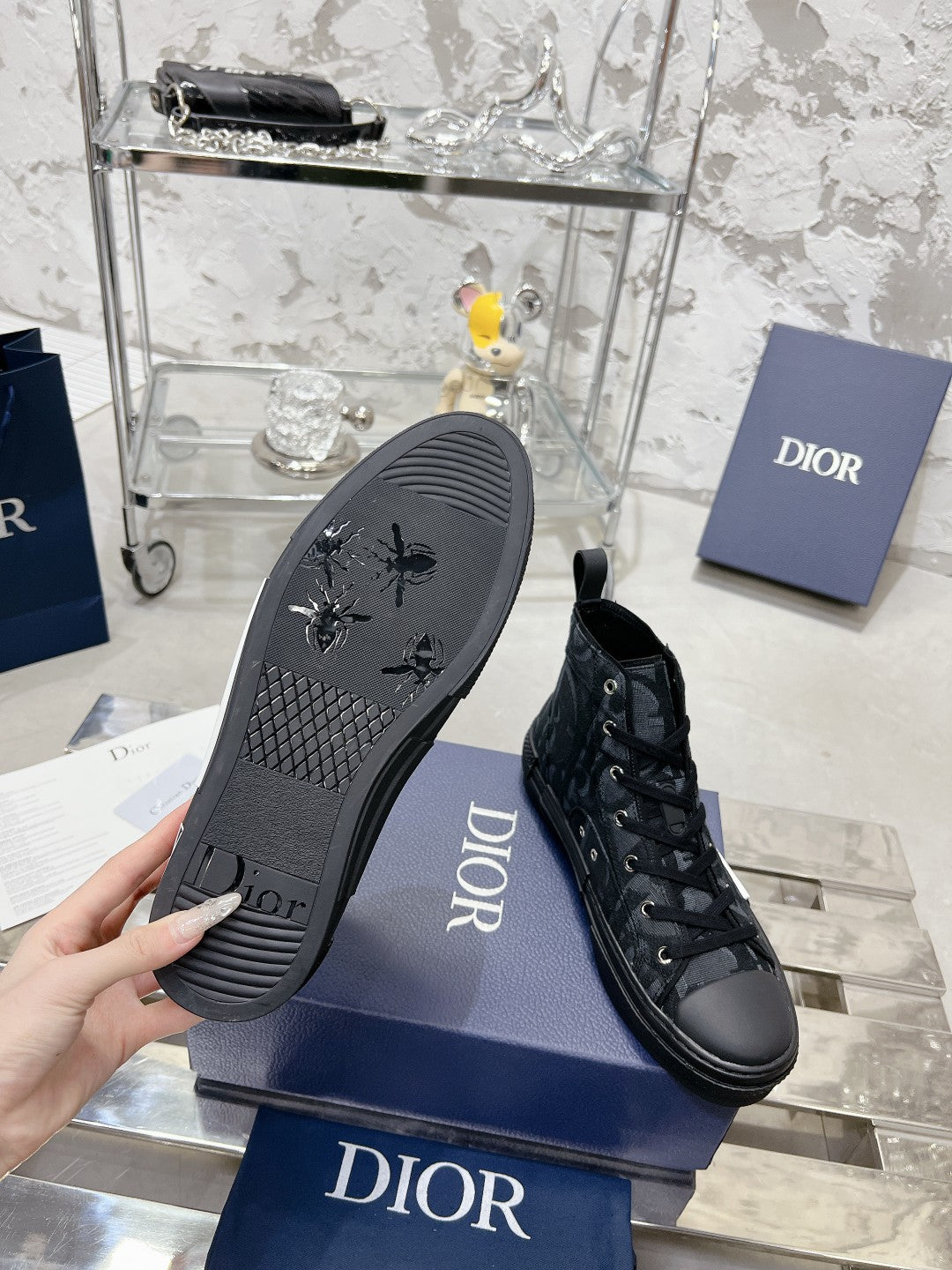 CD B23 High-Top Sneaker 1824120911