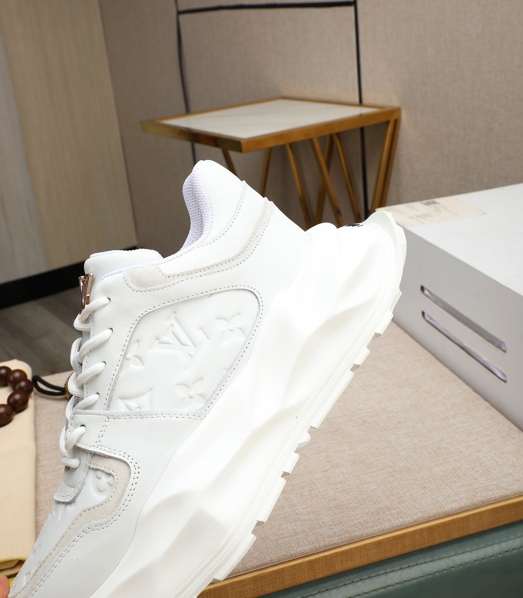 Lvv fashion luxury printed rubber sole sports shoes 0724121601