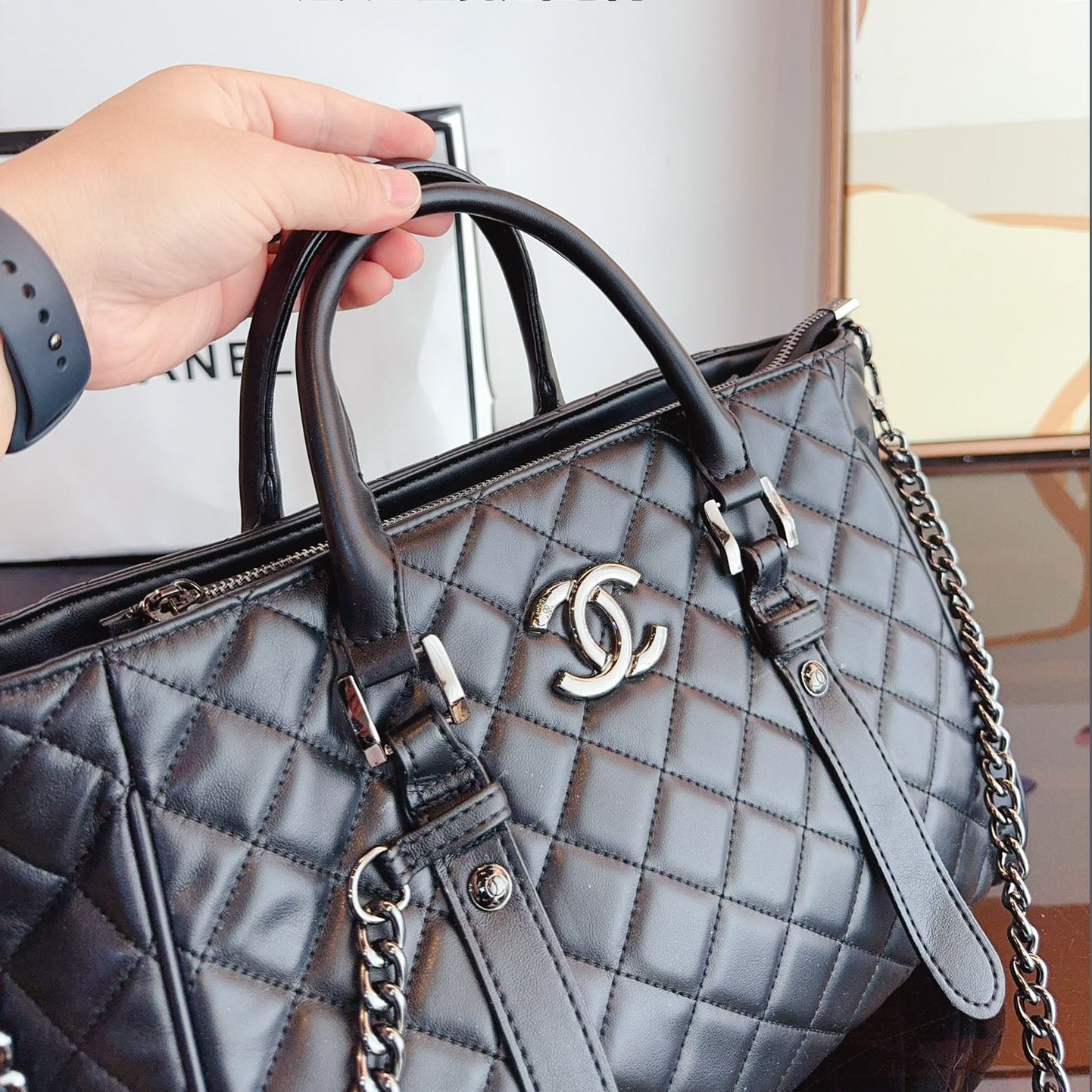 CHL Hobo Series Tote Bag XC24092530