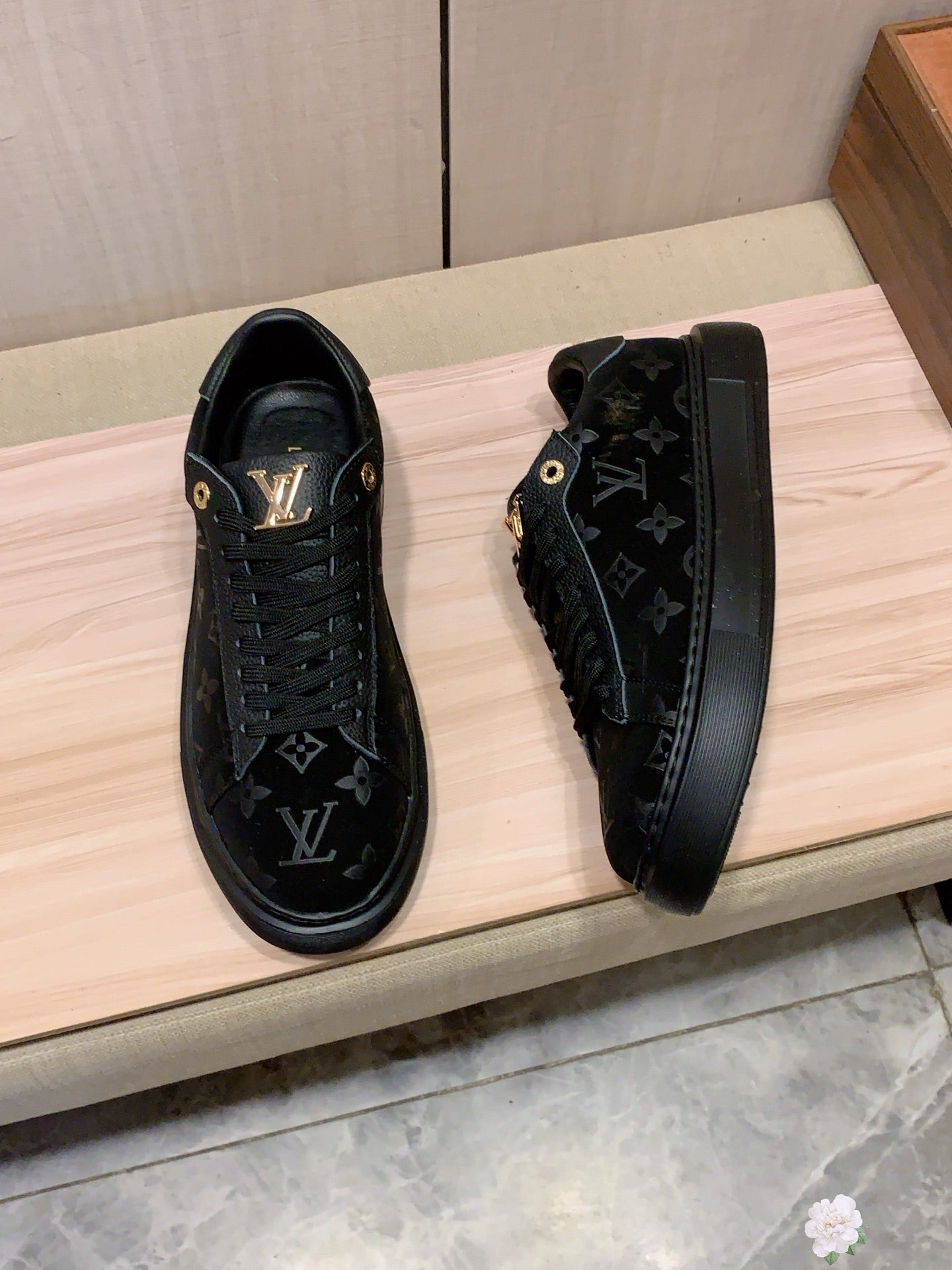 Lvv fashion sports shoes 0725062101