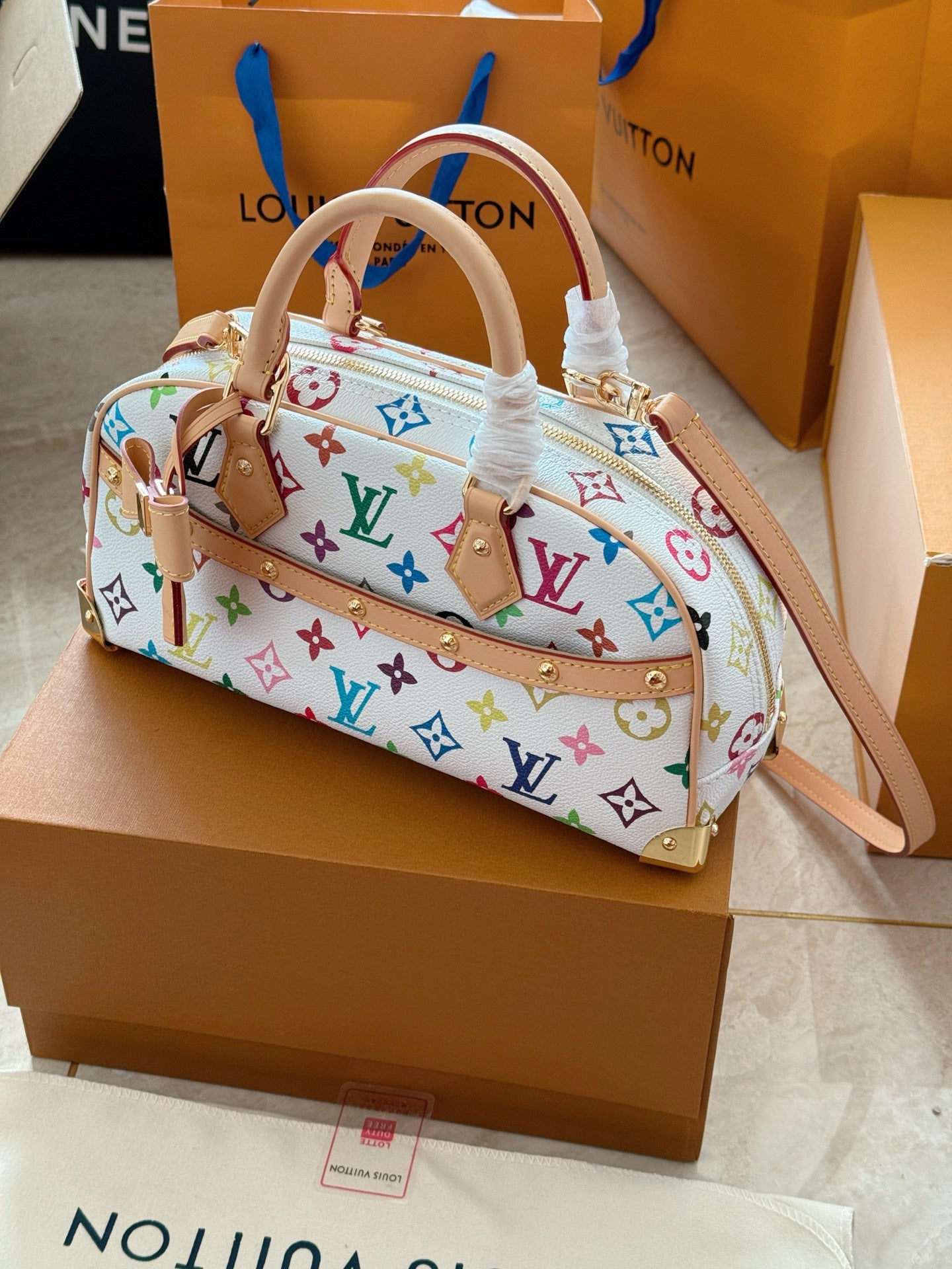 Lvv fashion 3 color bowling handbag 0725031907