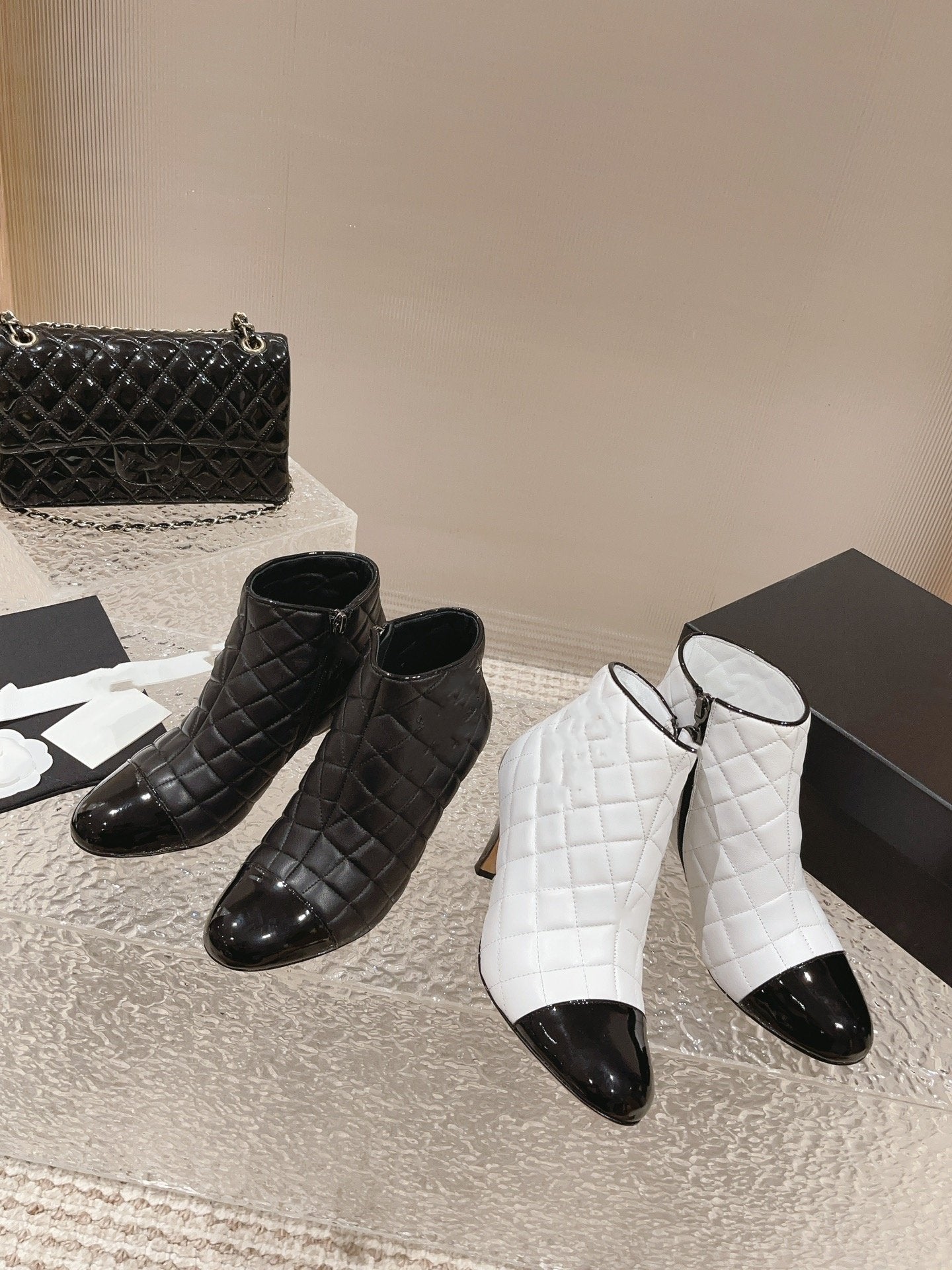 Fashion And Versatile High Heel Short Boots 1023120405