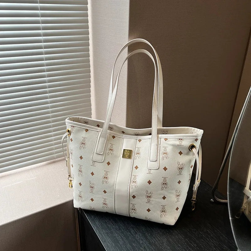 Large-capacity retro printed single-shoulder handbag 2025072903