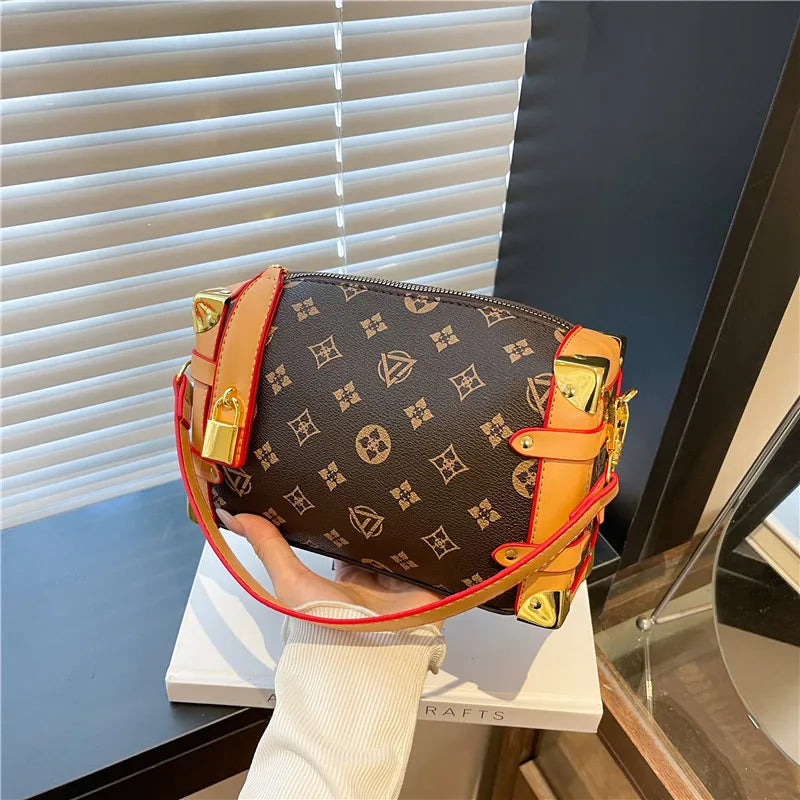 Casual and fashionable crossbody bag pillow 2025073009