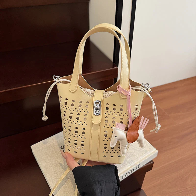 Fashionable bucket buckle bag 2025073005