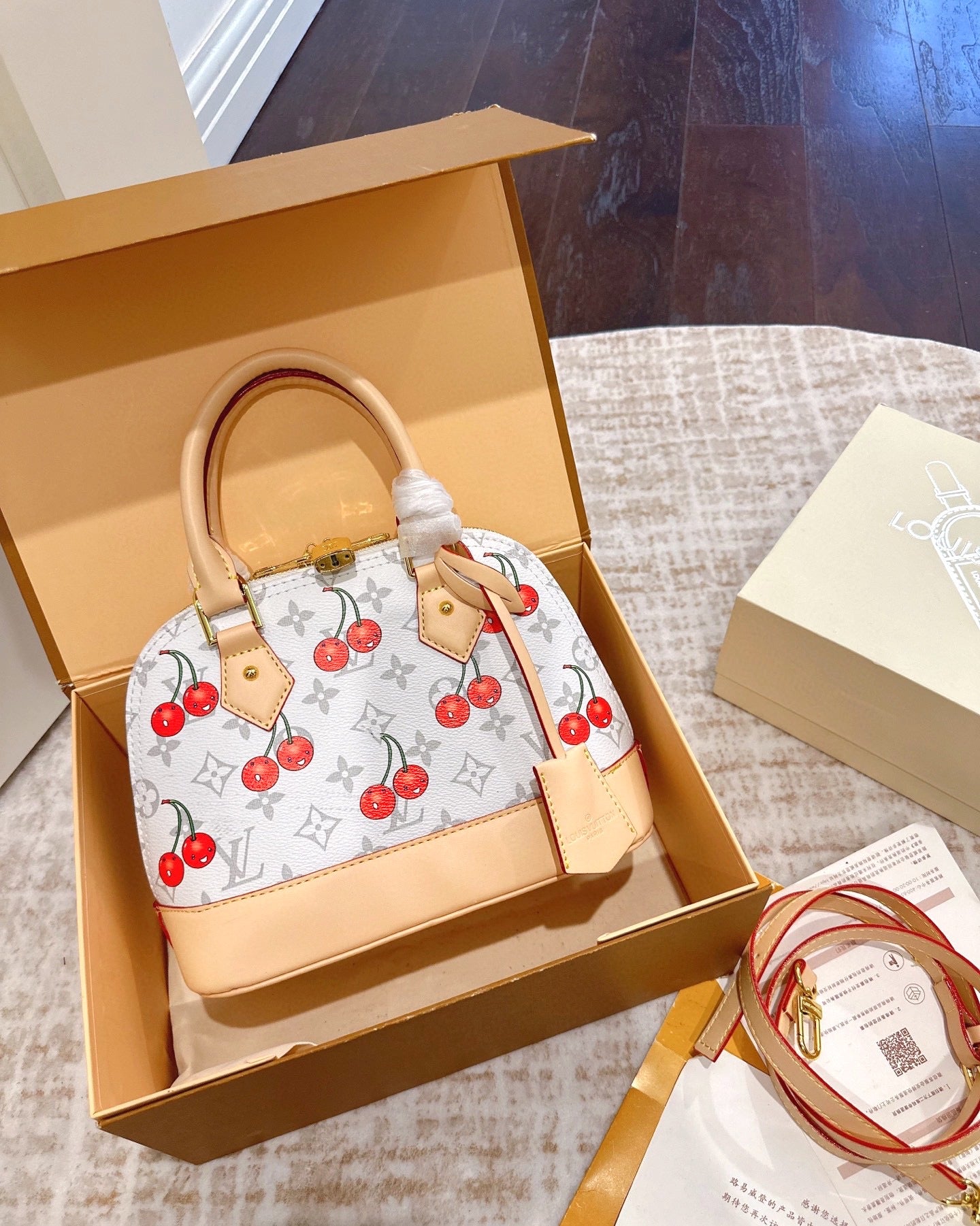 Lvv fashion cherry shell bag 0725071804