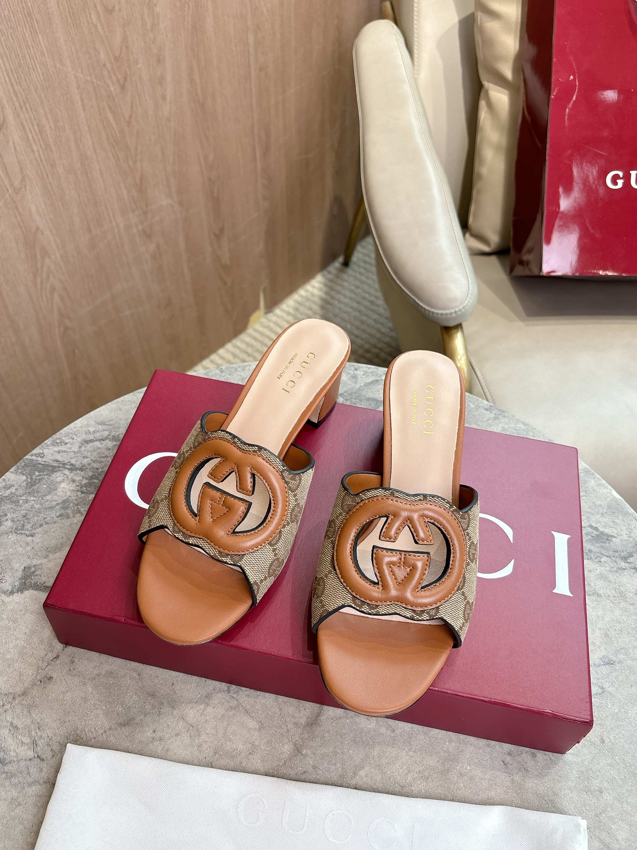 GG high-heeled slippers 0725101408