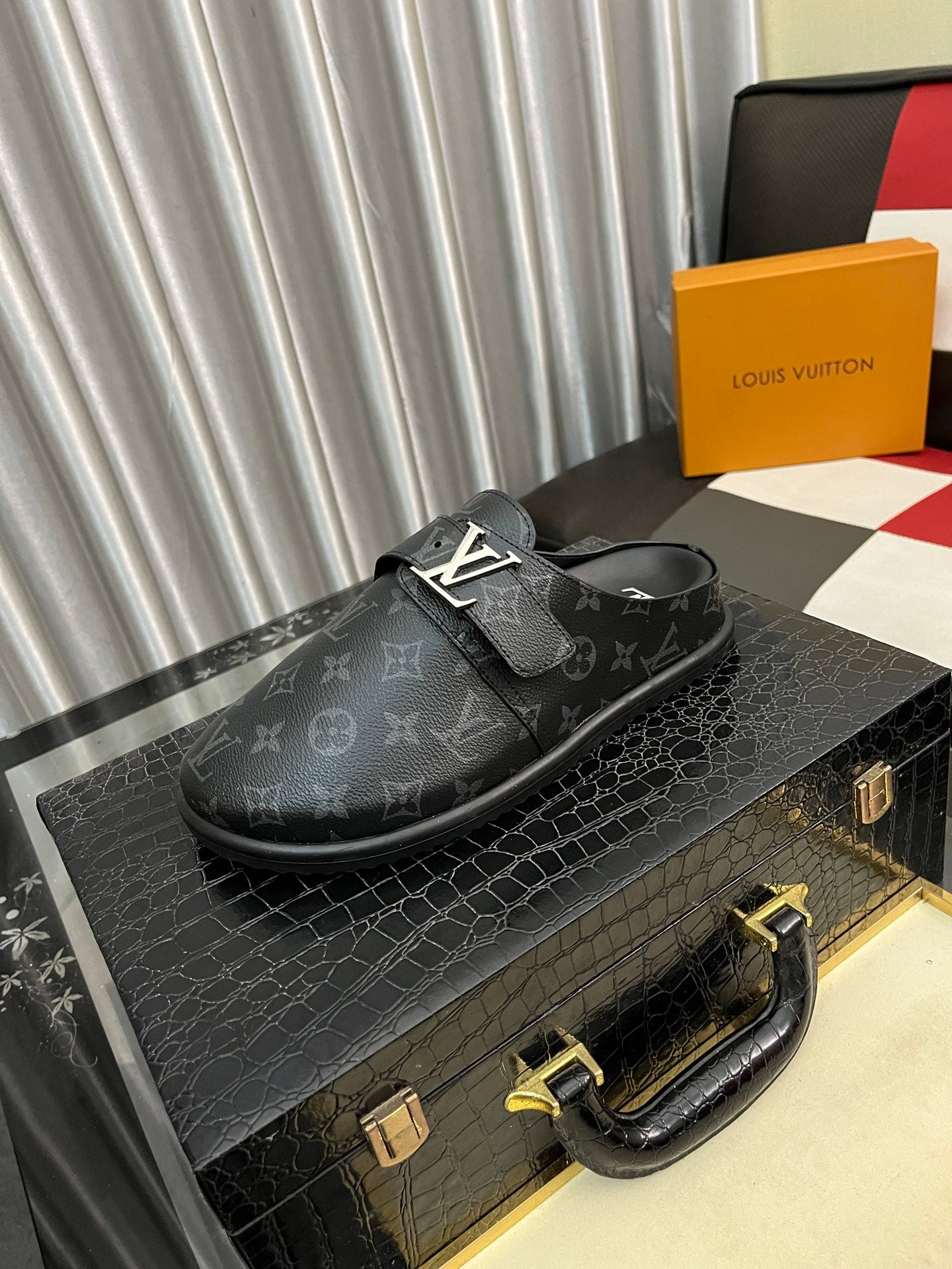 Lvv fashion casual printed slippers 0725082902