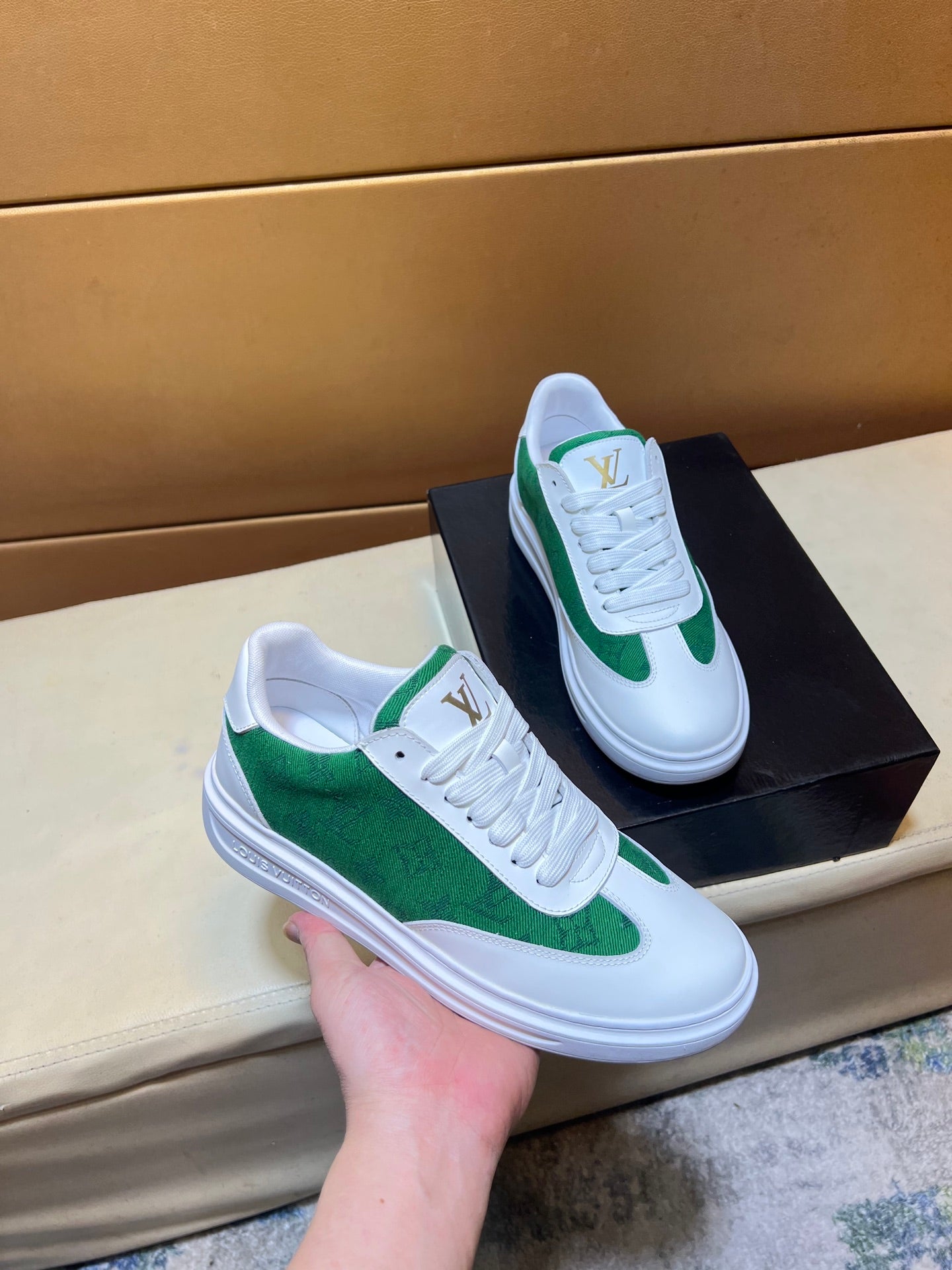 Lvv's new printed sports shoes 0725101305