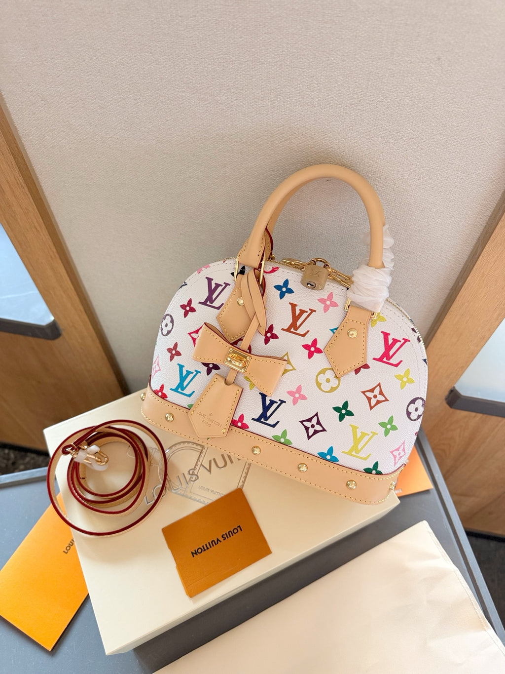 Lvv fashion 3 color shell bag 0725031910