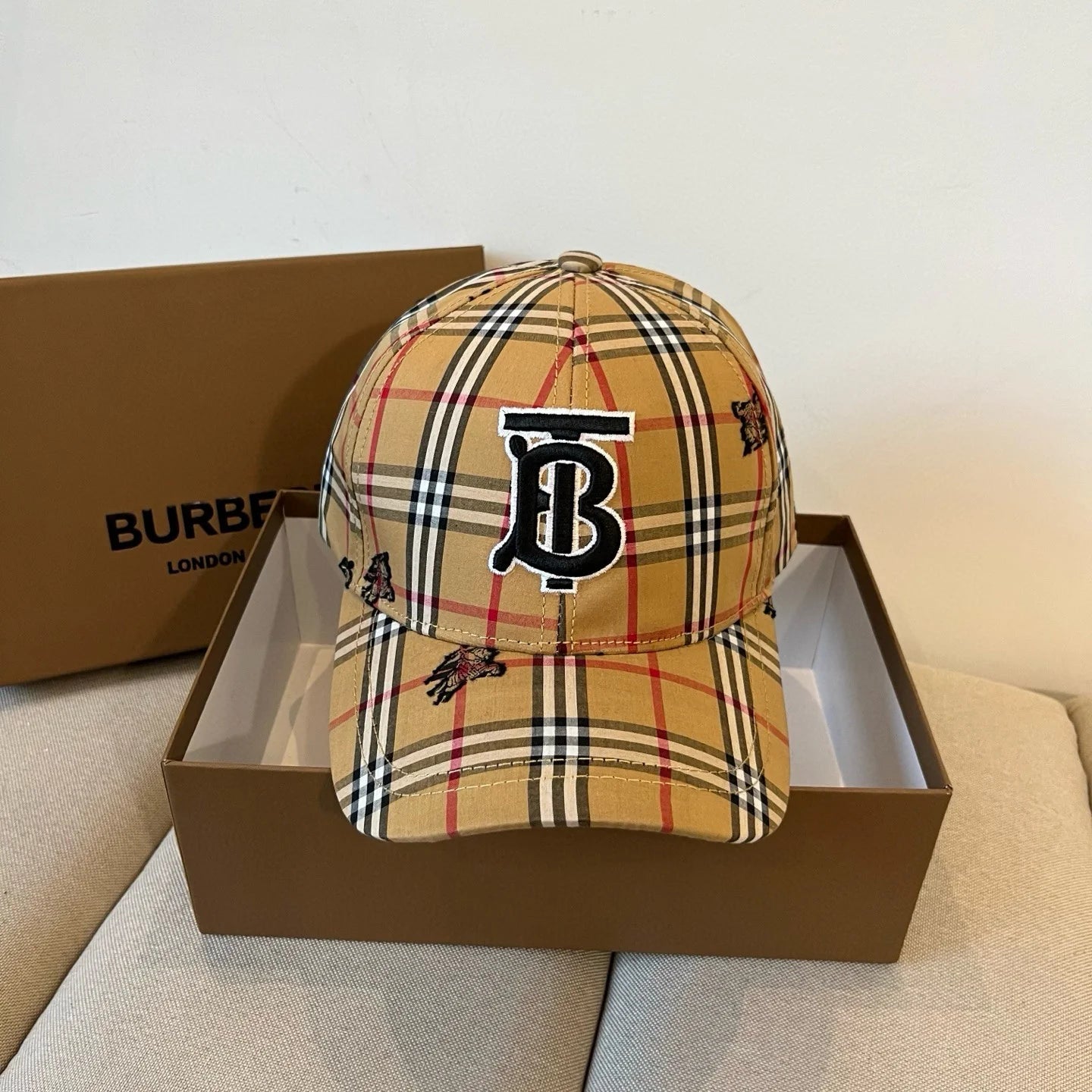 New Fashion Plaid War Horse Baseball Cap 1025051308