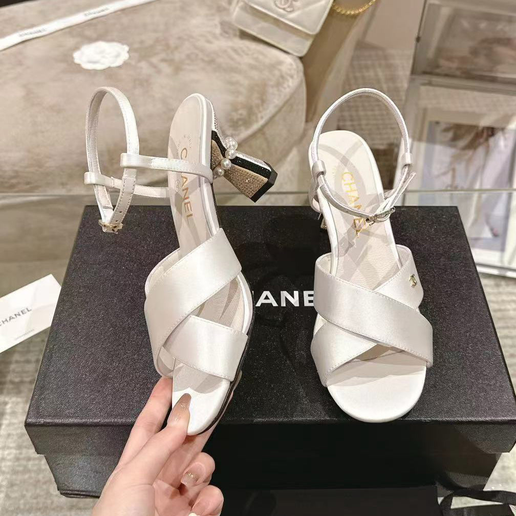 CNL Mary Jane exquisite pearl hot diamond combination high heels 1824061801