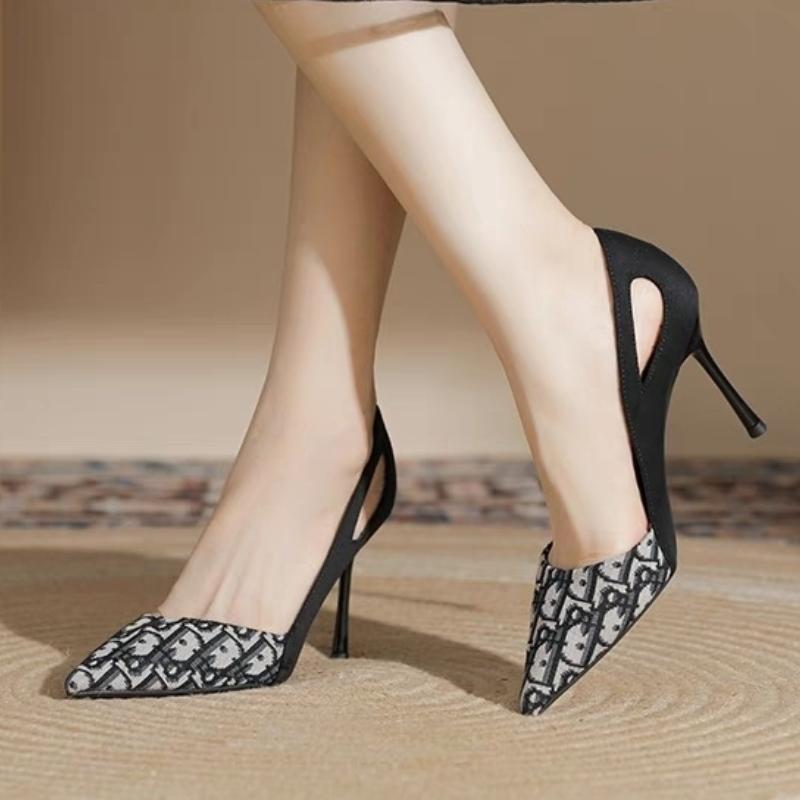 Pointed Toe Pumps 0823120606