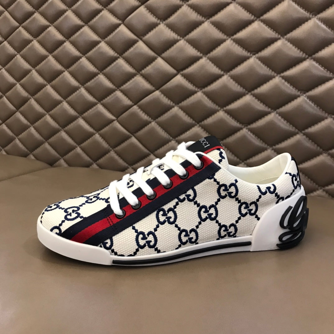 New Men's fashion lace-up casual shoes