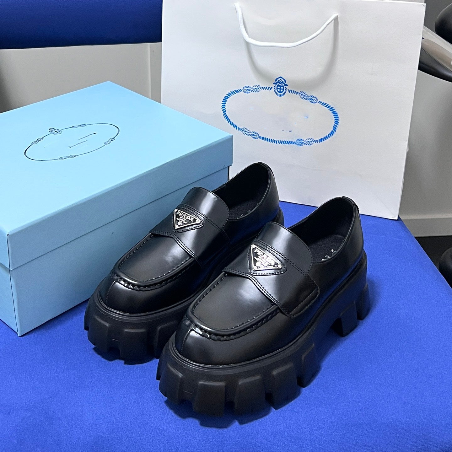 PRA women's fashion leather shoes XC0723102401