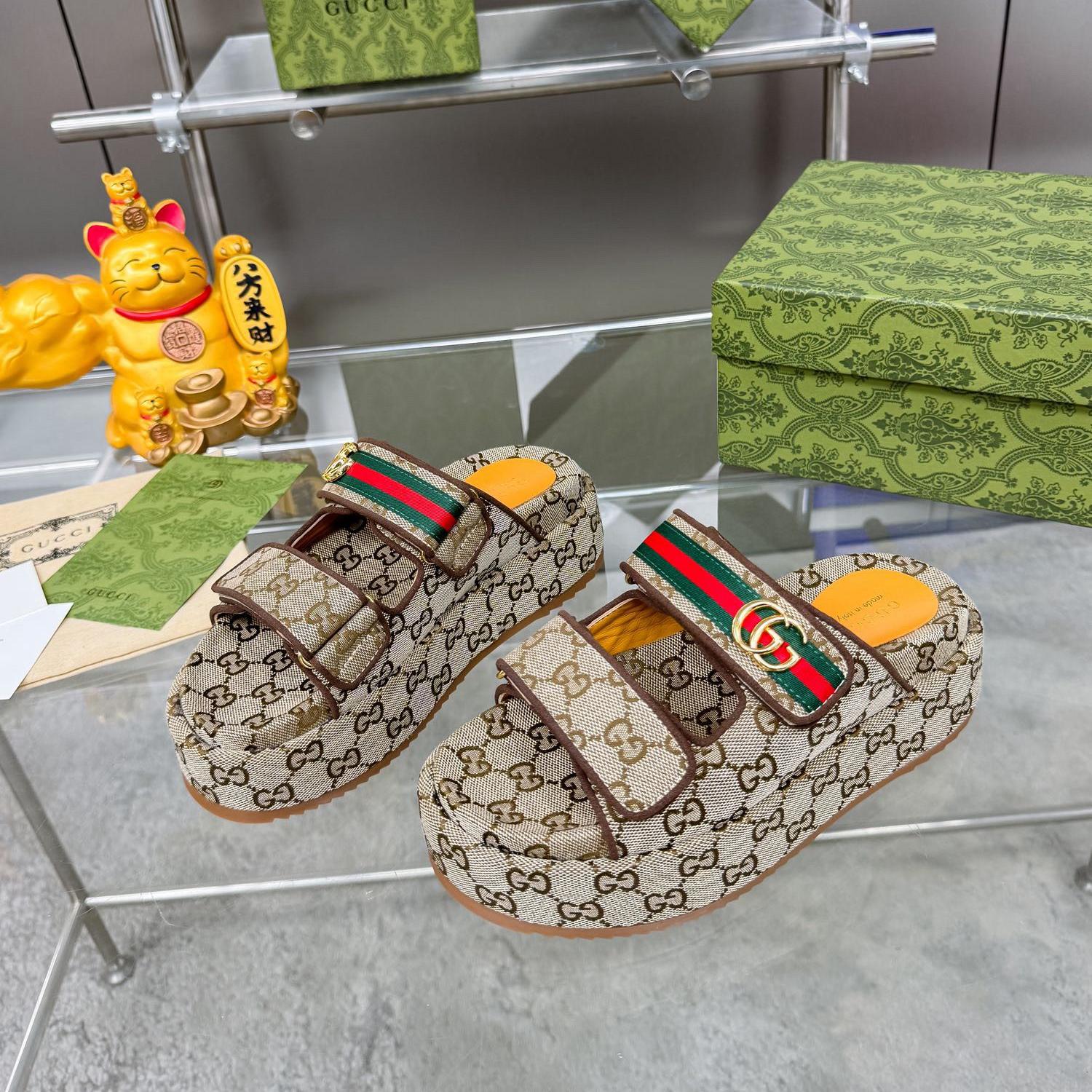 Classic Platform Sandals 1824050605