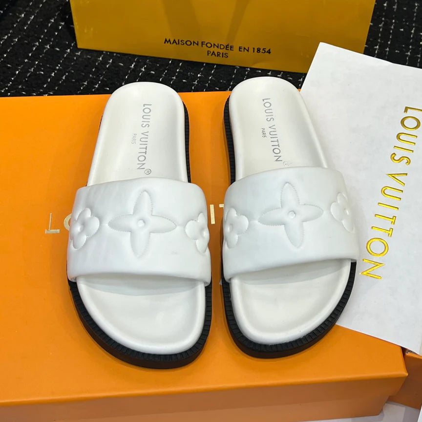 Classic New Flat Flip Flops 1025070210