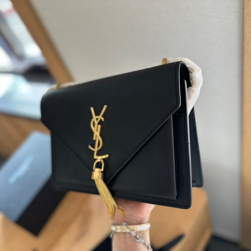 Flip chain tassel bag 1824042602