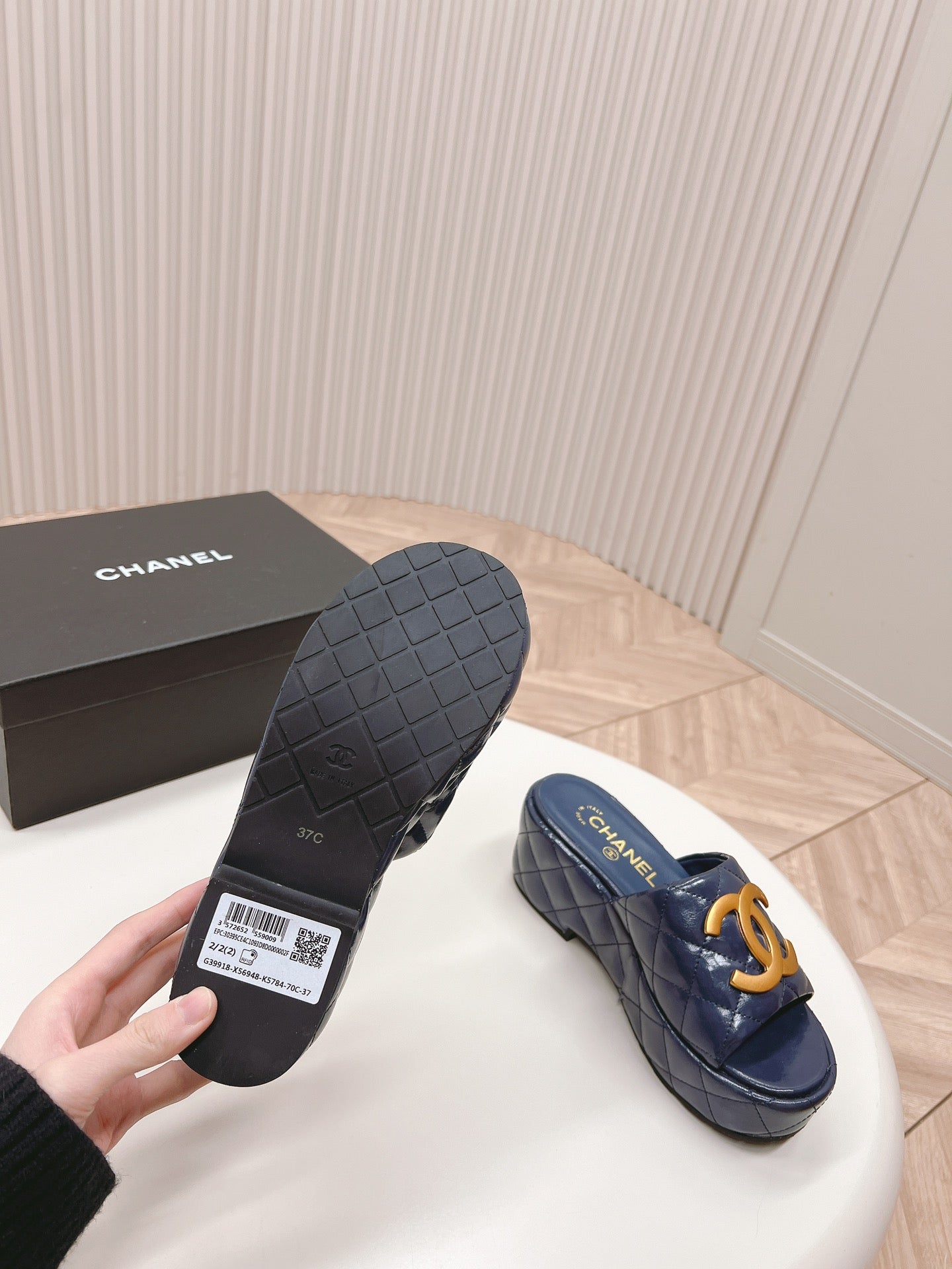 Chane1 top fashion thick-soled rhombus slippers 0724030812