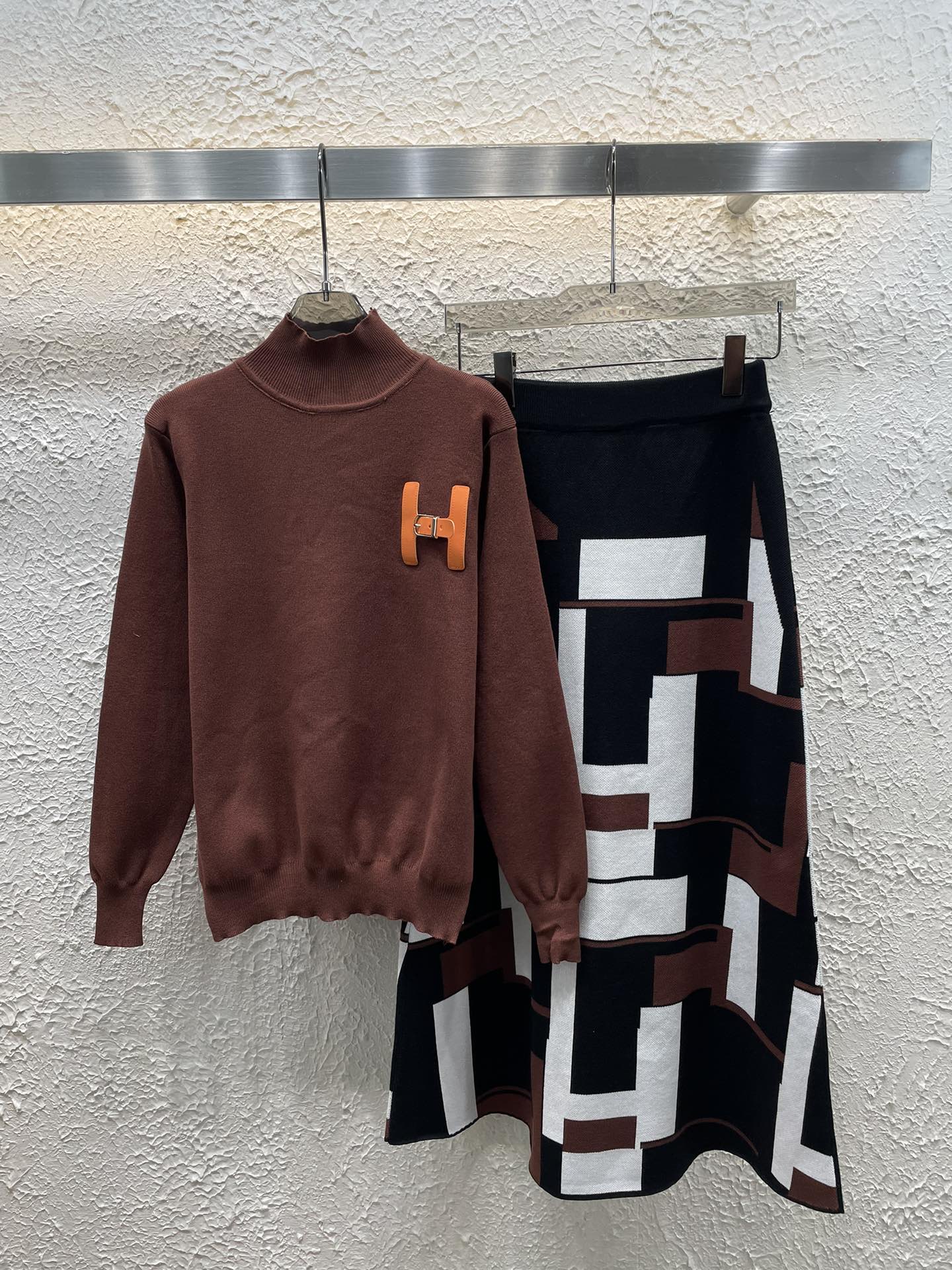 HMS Fashion Women's Knitted Sweater Set 0725022112