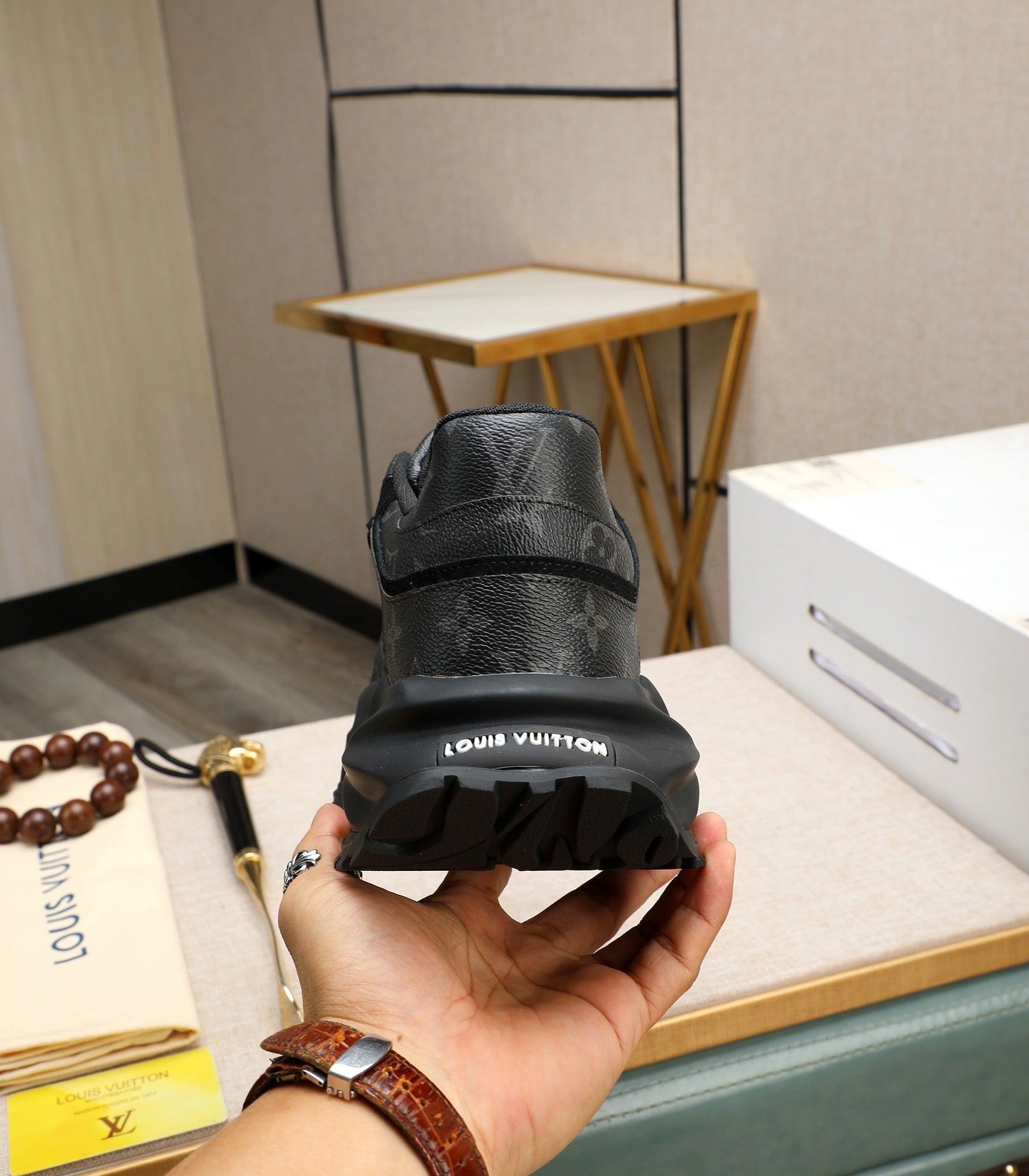 Lvv fashion luxury printed rubber sole sports shoes 0724121601