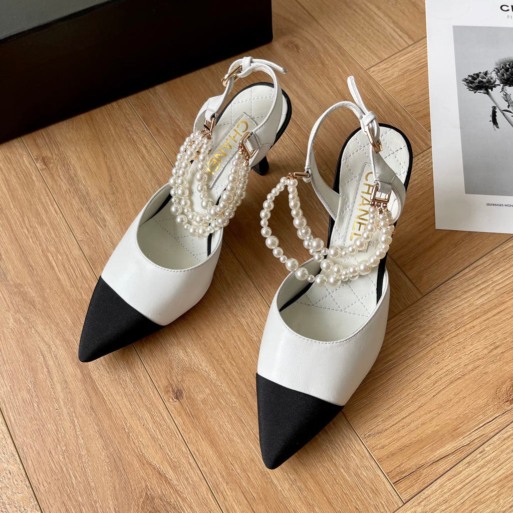 CNL Pointed pearl chain high heel sandals 1824070202