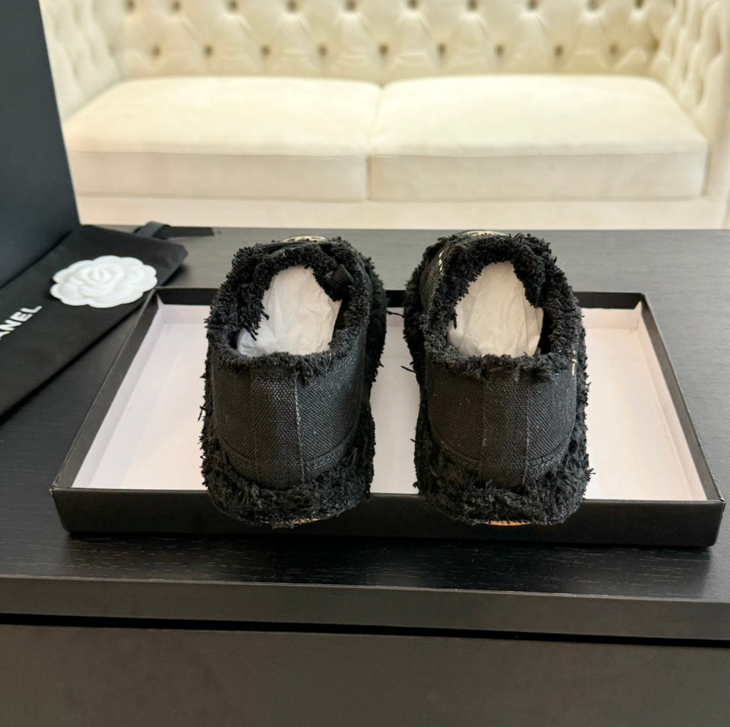 CNL Luxury Fashion Embroidered Tassel Casual Shoes Canvas Shoes 0725020803