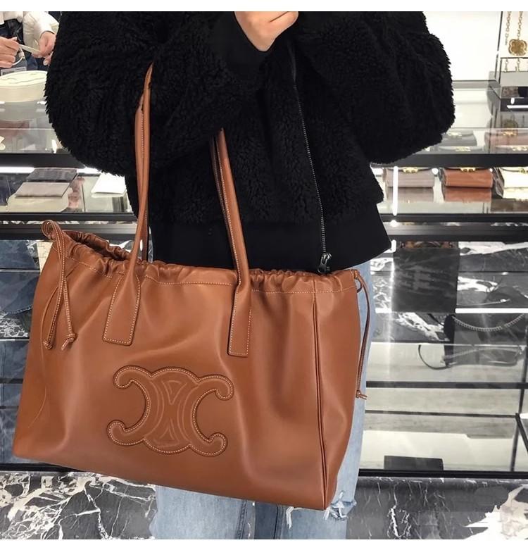 New Fashion All-match Large Capacity Shoulder Bag 1024041129