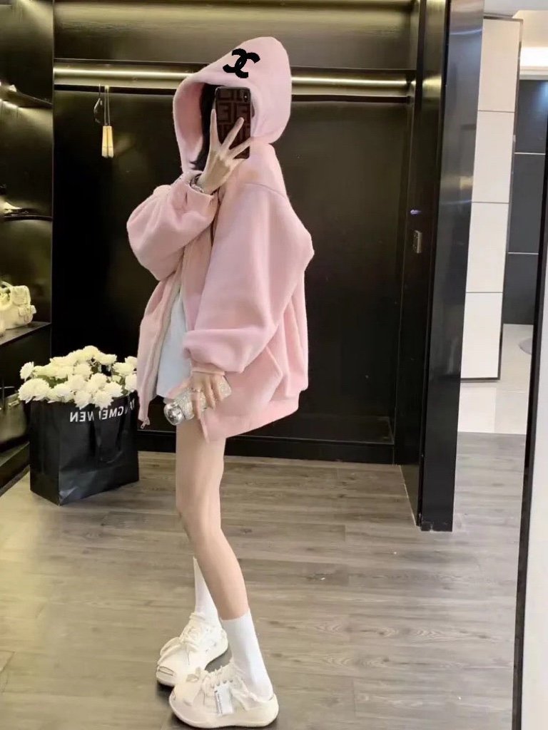 Classic Velvet Large Sweatshirt Jacket 0823120405