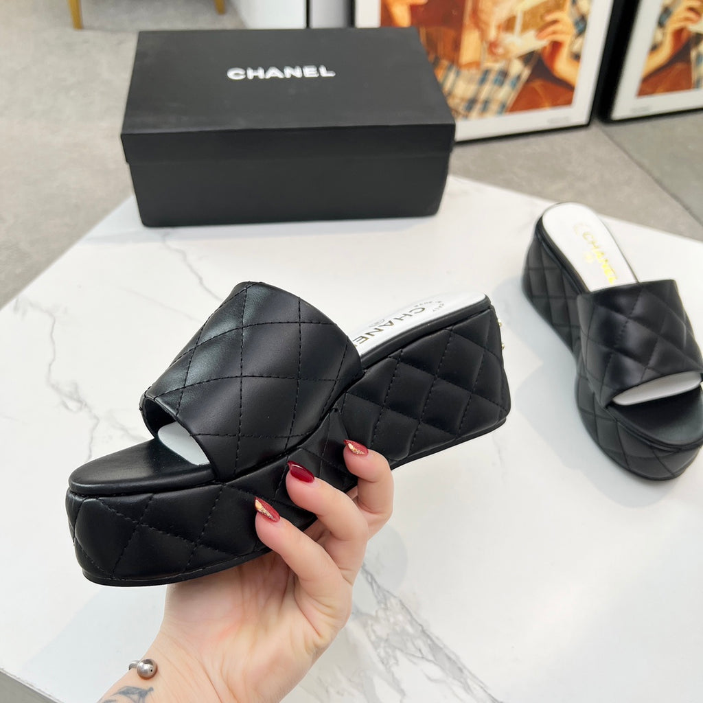 Chane1 top fashion thick-soled rhombus slippers 0724030808
