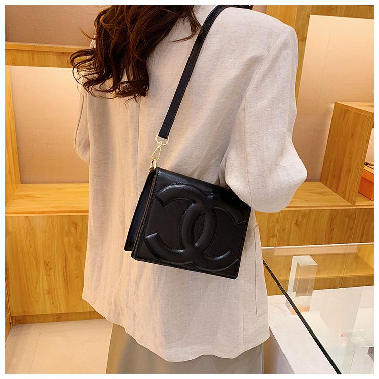New Crossbody Bag Fashionable Small Square Bag Shoulder 1024071522