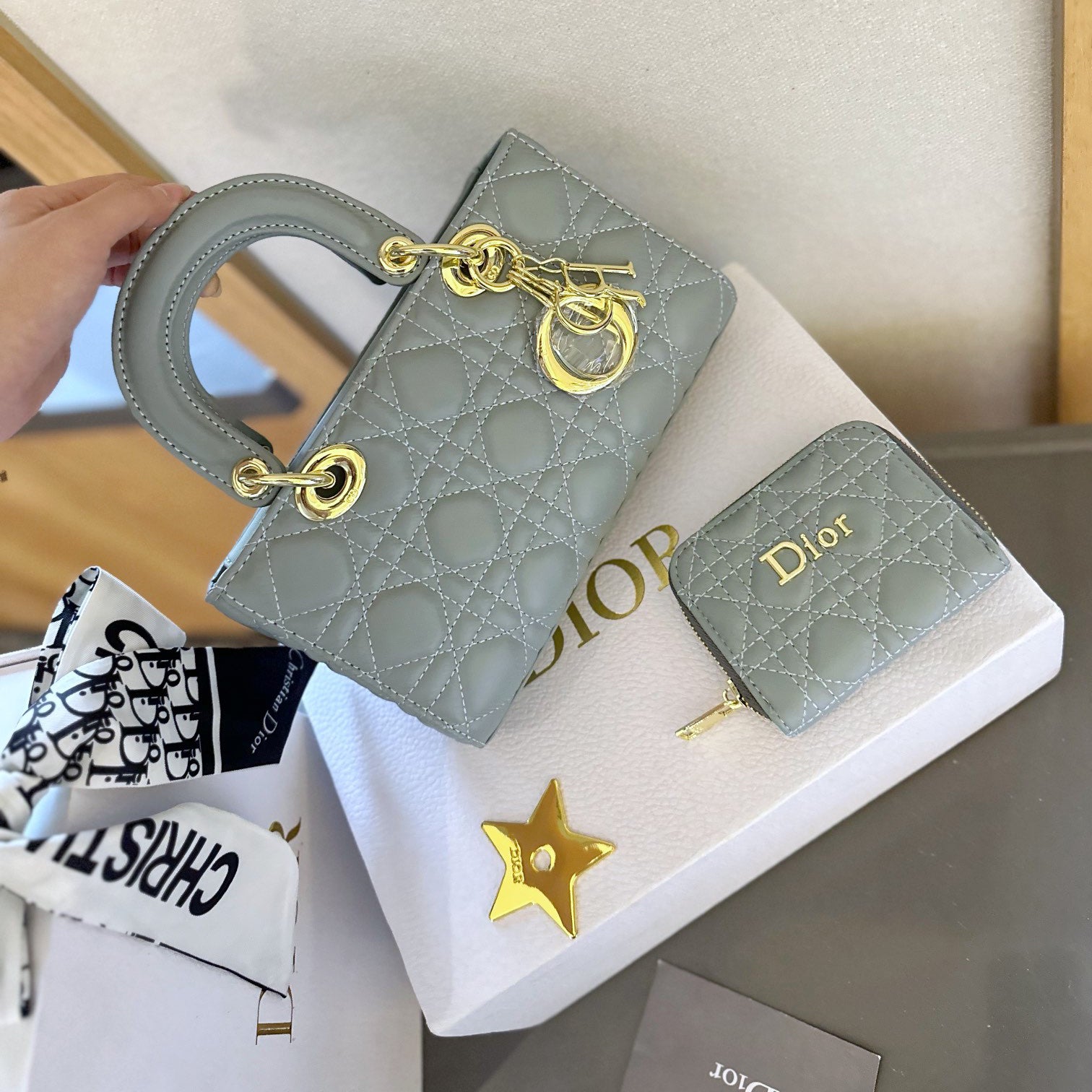 DIO Classic Tote Bag XC24100804