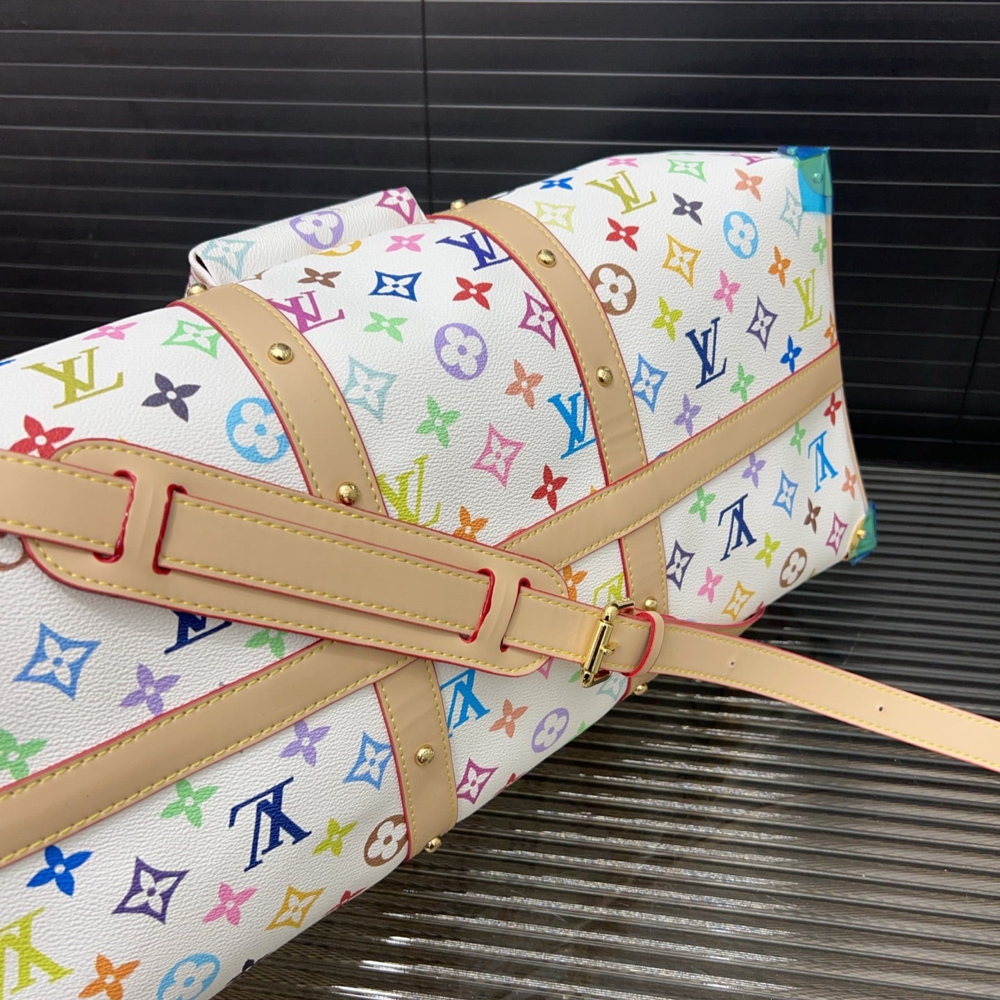 Lvv fashion 3 color shoulder crossbody handbag travel bag 0725031905