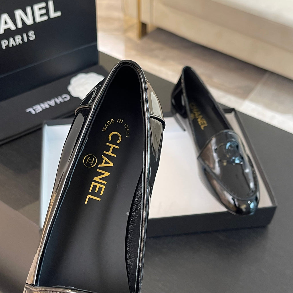 CNL luxury fashion patent leather loafers 0725020801