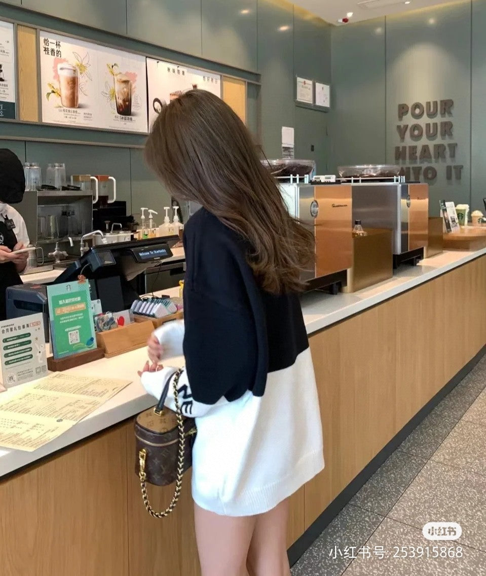 Trendy contrast color sweater XC0823103004