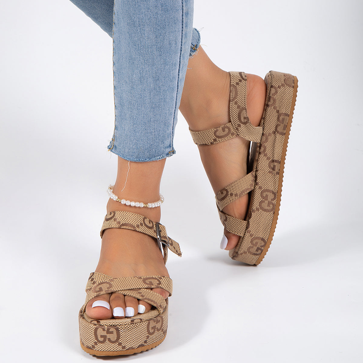 23 Ladies Fashion Luxury slipper and flip-flop PD042502