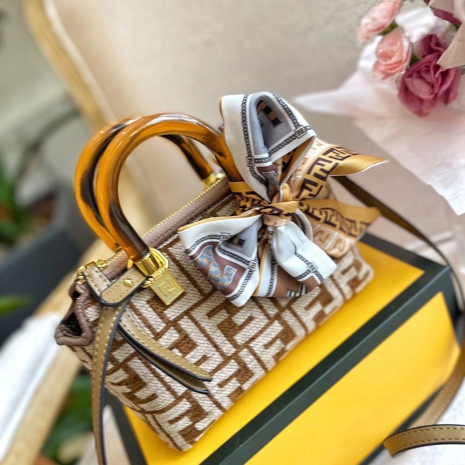 Boston bag light luxury noble luxury high-end color matching letter bag