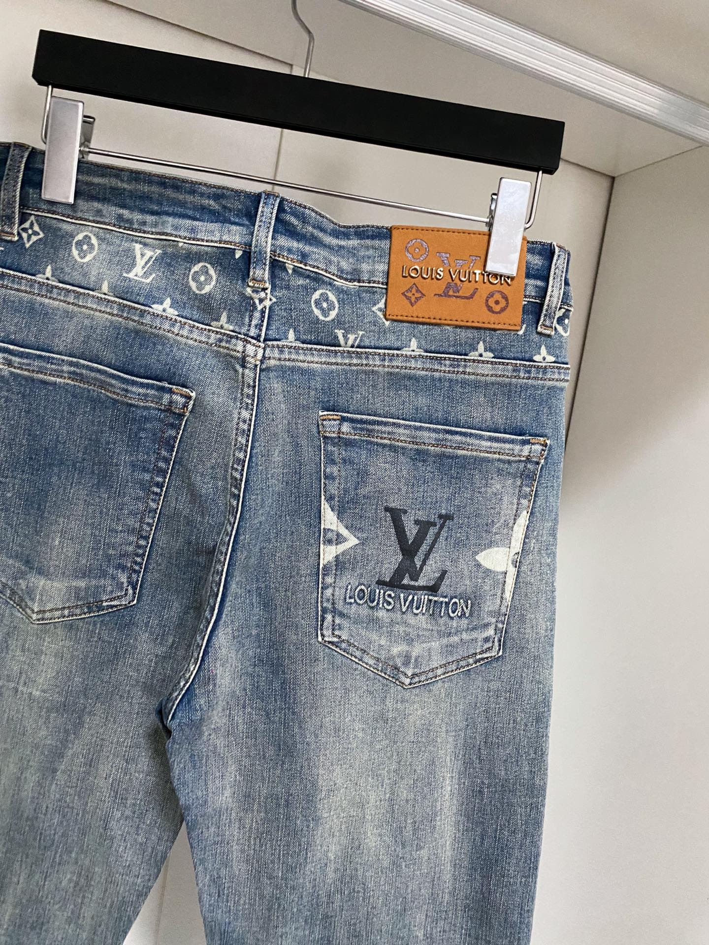 Lvv25ss new fashion men's jeans 0725051203