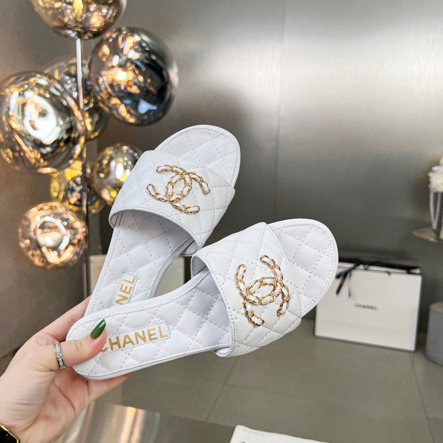 new sandals XC07032301