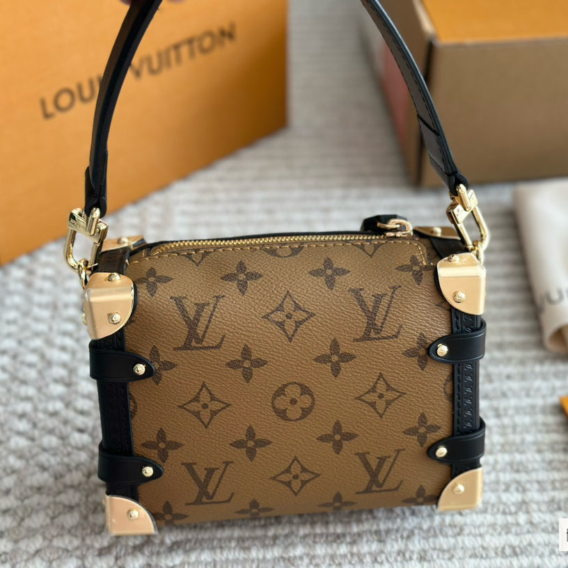 L side trunk mini bag 1824031902