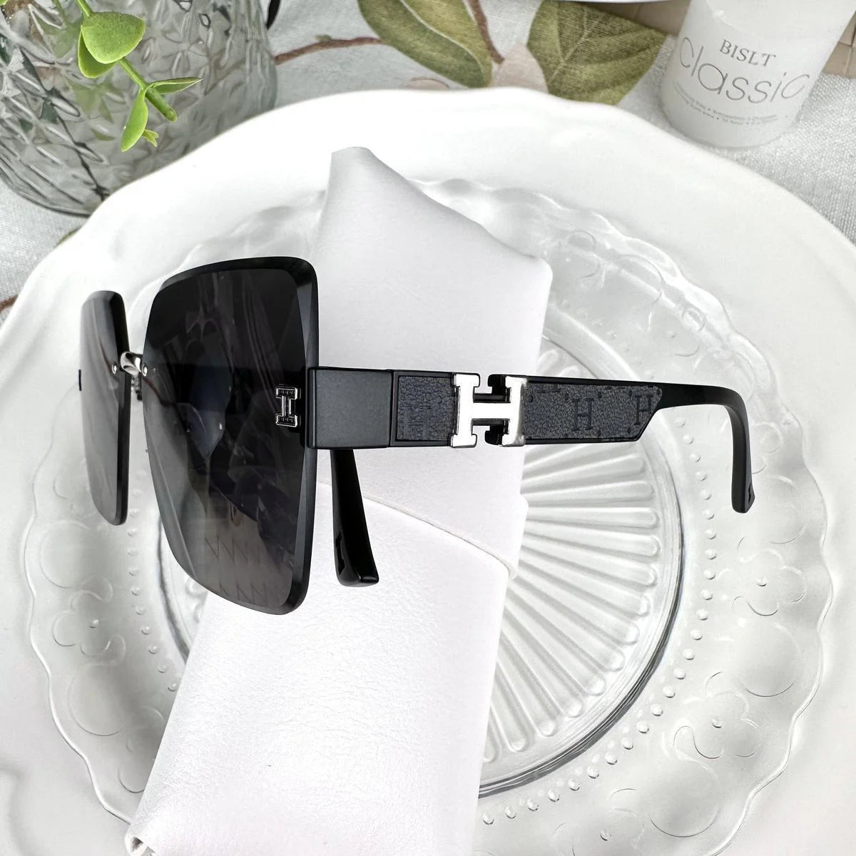 New Sunglasses Women's Frameless Anti-ultraviolet Gradient Two-color Sunglasses 1024062705