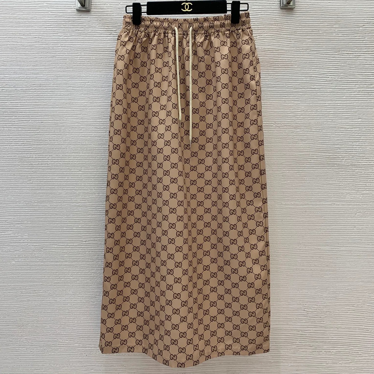 New G Letter Chain Print Fashion Set 1025070204