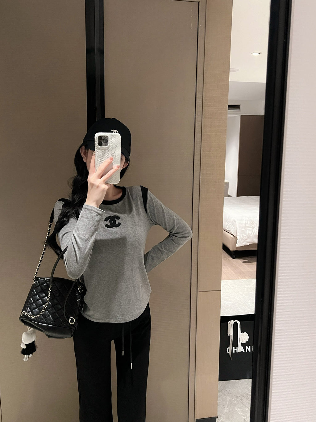 CNL Knitted Bottoming Sweater 0724090302