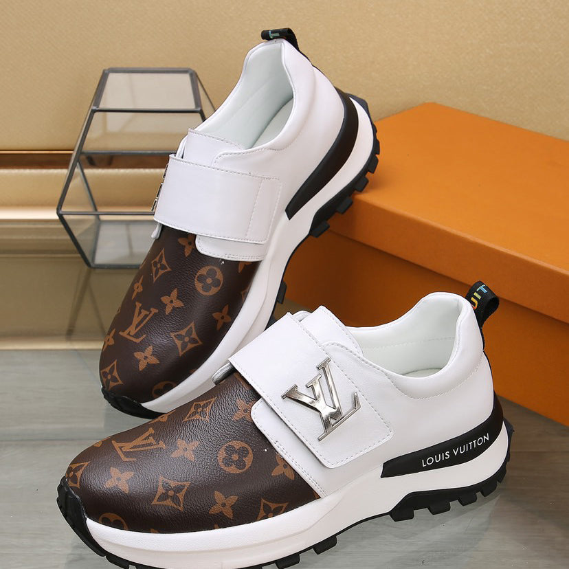 V-print Velcro sneakers  XC07070601