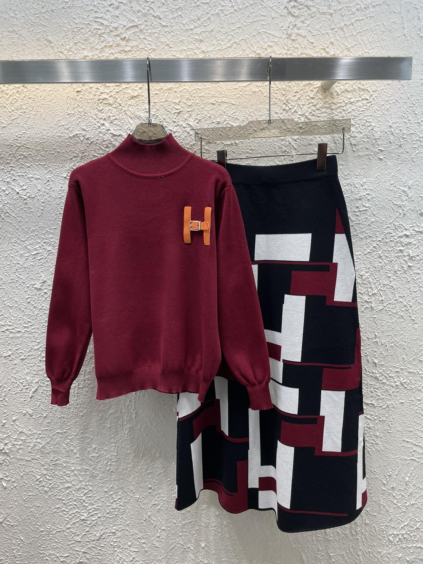 HMS Fashion Women's Knitted Sweater Set 0725022112