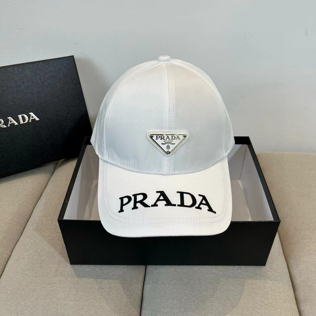 PRD fashionable peaked hat 0725040907