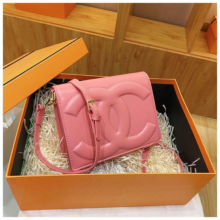 New Crossbody Bag Fashionable Small Square Bag Shoulder 1024071522